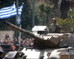 Μνημόνιο και περικοπές: Ένα χτύπημα στην εθνική μνήμη
