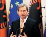 Επίτροπος Hahn: «Η Αλβανία δεν εγγυάται τις περιουσίες της μειονότητας»