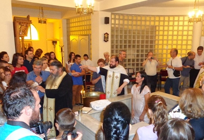 Ομαδική βάπτιση στην Κορυτσά